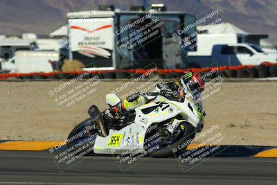 media/Feb-26-2023-CVMA (Sun) [[c890c6e7db]]/Race 17 Amateur Supersport Middleweight/